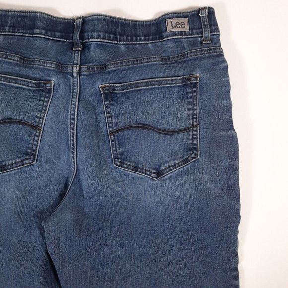 Lee Flex Motion  SZ 14 Straight Leg Mid-Rise Comfort Waist Stretch Denim Jeans - Picture 3 of 14
